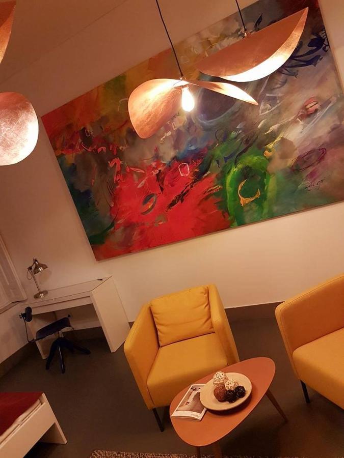 Stylish Holiday Art Apartment - Wifi & Great Location Budapest Extérieur photo