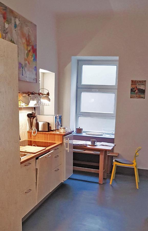 Stylish Holiday Art Apartment - Wifi & Great Location Budapest Extérieur photo