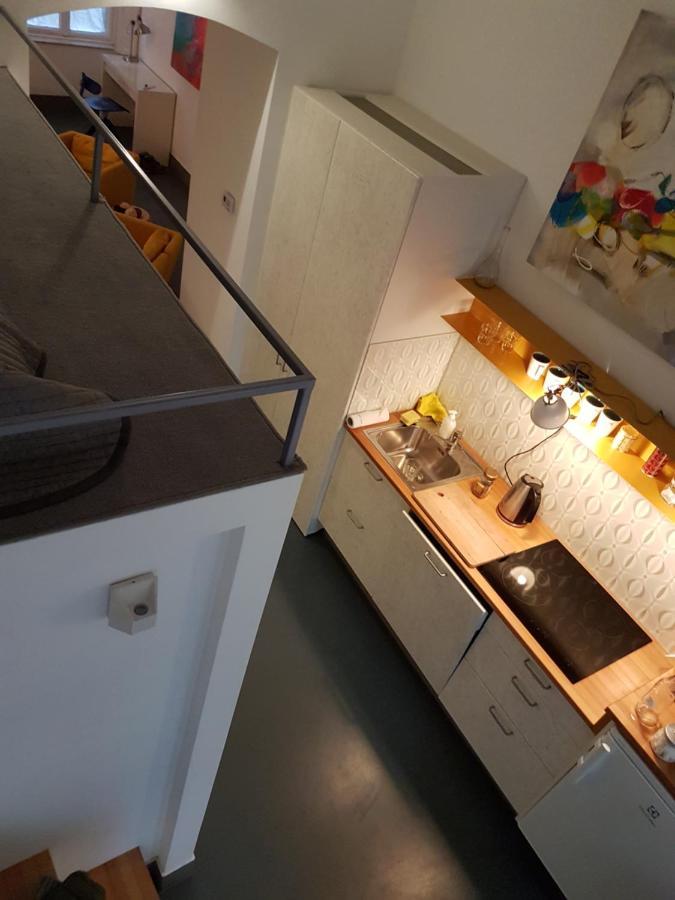 Stylish Holiday Art Apartment - Wifi & Great Location Budapest Extérieur photo